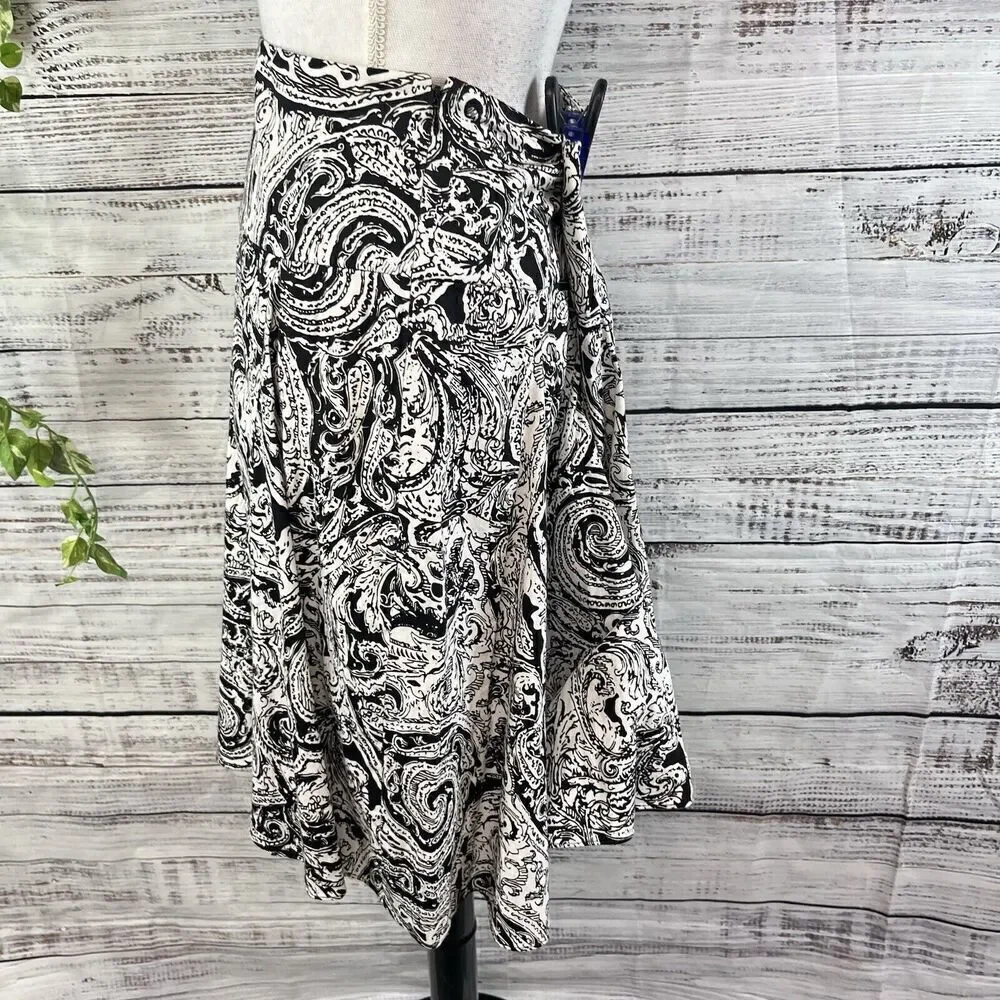 Chaps Skirt size 10 Black White Paisley Knee Full Boho Peasant Modest Summer
